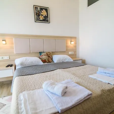 Orca Apartment
