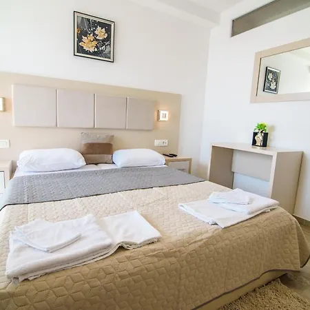 Orca Apartment Gradac (Split-Dalmatia)
