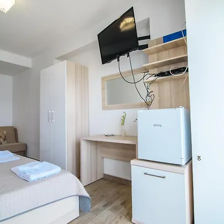 Orca Apartment *