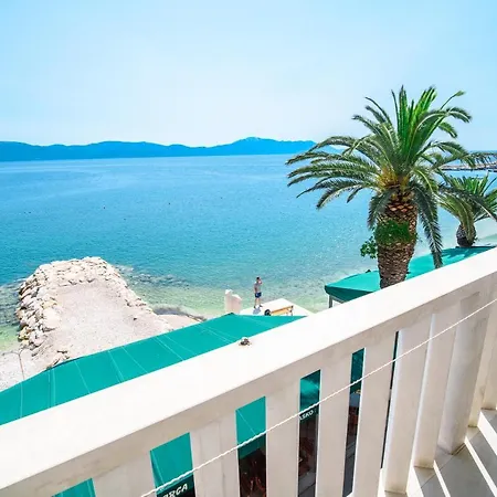 Orca Apartment Gradac (Split-Dalmatia)